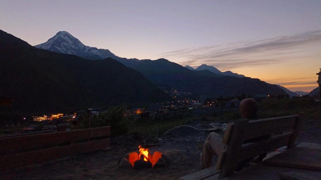Mountain Flower Cottage Kazbegi Bagian luar foto