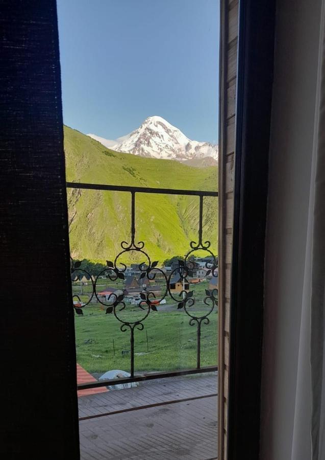 Mountain Flower Cottage Kazbegi Bagian luar foto