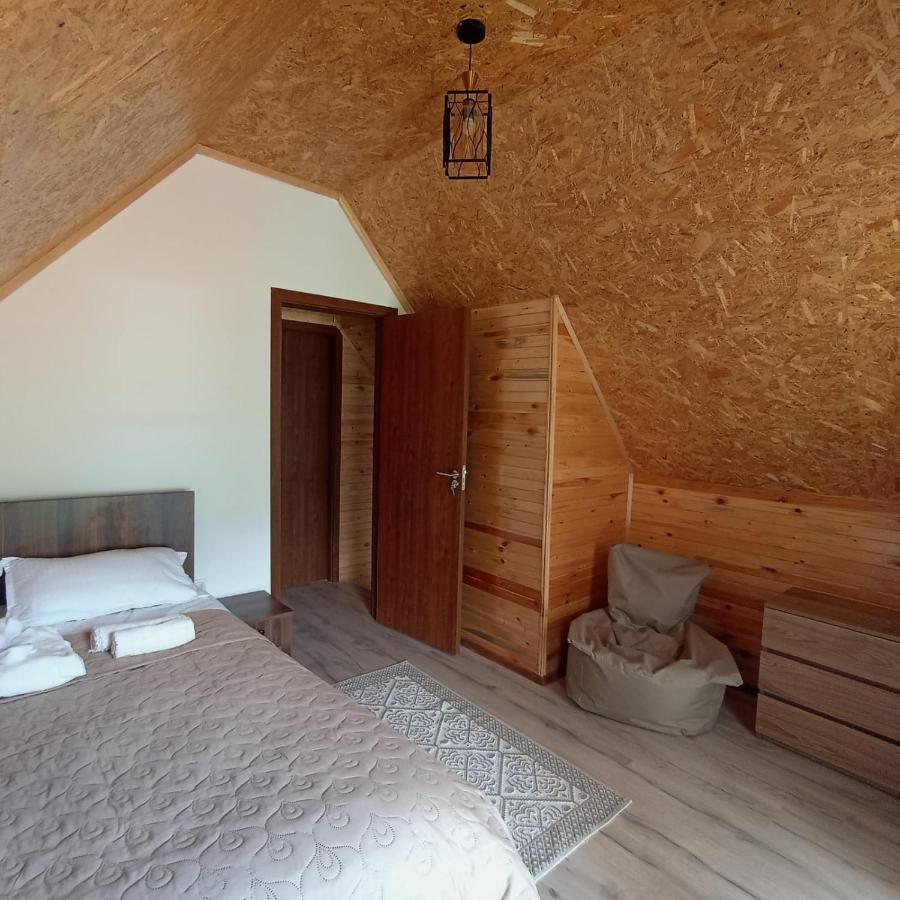 Mountain Flower Cottage Kazbegi Bagian luar foto
